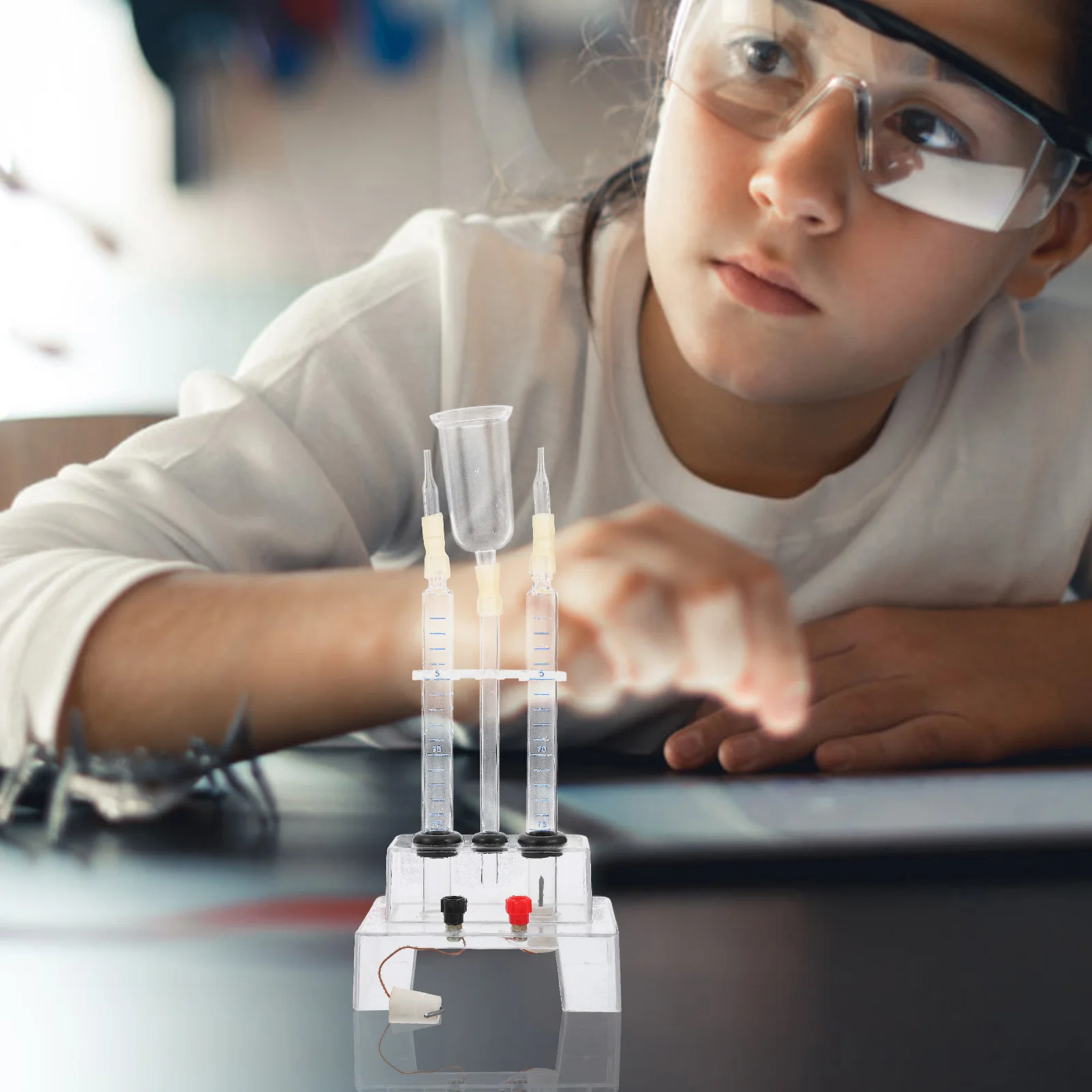 Water Electrolysis Demonstrator for School Laboratory Compact Chemical Teaching Equipment Hydrogen Oxygen Generator Classroom
Water Electrolysis Demonstrator for School Laboratory Compact Chemical Teaching Equipment Hydrogen Oxygen Generator Classroom