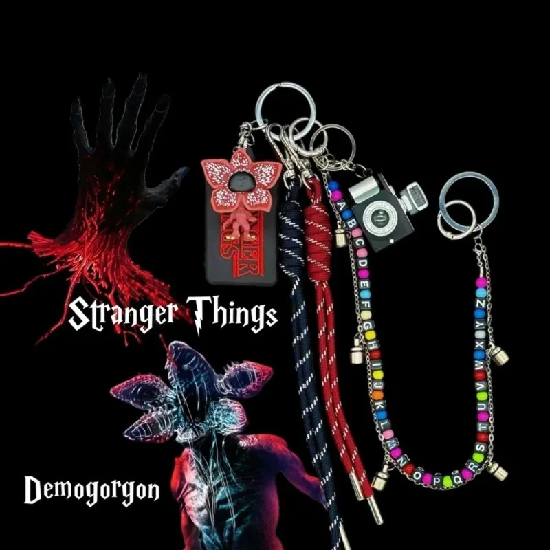 Stranger Things Creative Metal Charm Light-Up LED Keychain Bag Pendant Bag Charm Novelty Night Light Decor Collectible Gift
Stranger Things Creative Metal Charm Light-Up LED Keychain Bag Pendant Bag Charm Novelty Night Light Decor Collectible Gift