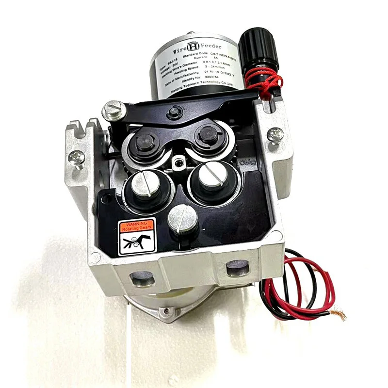 Податчик сварочной проволоки NBC-270A DC-24/18.3V для стальной и алюминиевой флюсовой проволоки, узел подачи проволоки для сварочных аппаратов MIG, ролик подачи
Податчик сварочной проволоки NBC-270A DC-24/18.3V для стальной и алюминиевой флюсовой проволоки, узел подачи проволоки для сварочных аппаратов MIG, ролик подачи