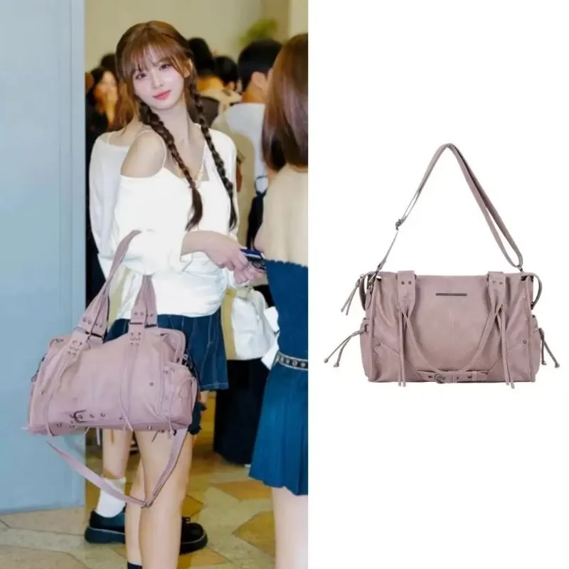 New Korean trendy and stylish large capacity retro single shoulder tote bag with rivets and straps, motorcycle crossbody bag
New Korean trendy and stylish large capacity retro single shoulder tote bag with rivets and straps, motorcycle crossbody bag