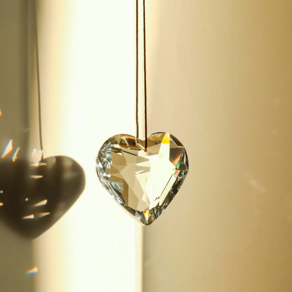 45mm Dreamy Heart Crystal Wind Chime Crafts Rainbow Maker Hanging Pendant Diamond Prisms Hanging Heart Suncatcher Xmas Gift
45mm Dreamy Heart Crystal Wind Chime Crafts Rainbow Maker Hanging Pendant Diamond Prisms Hanging Heart Suncatcher Xmas Gift