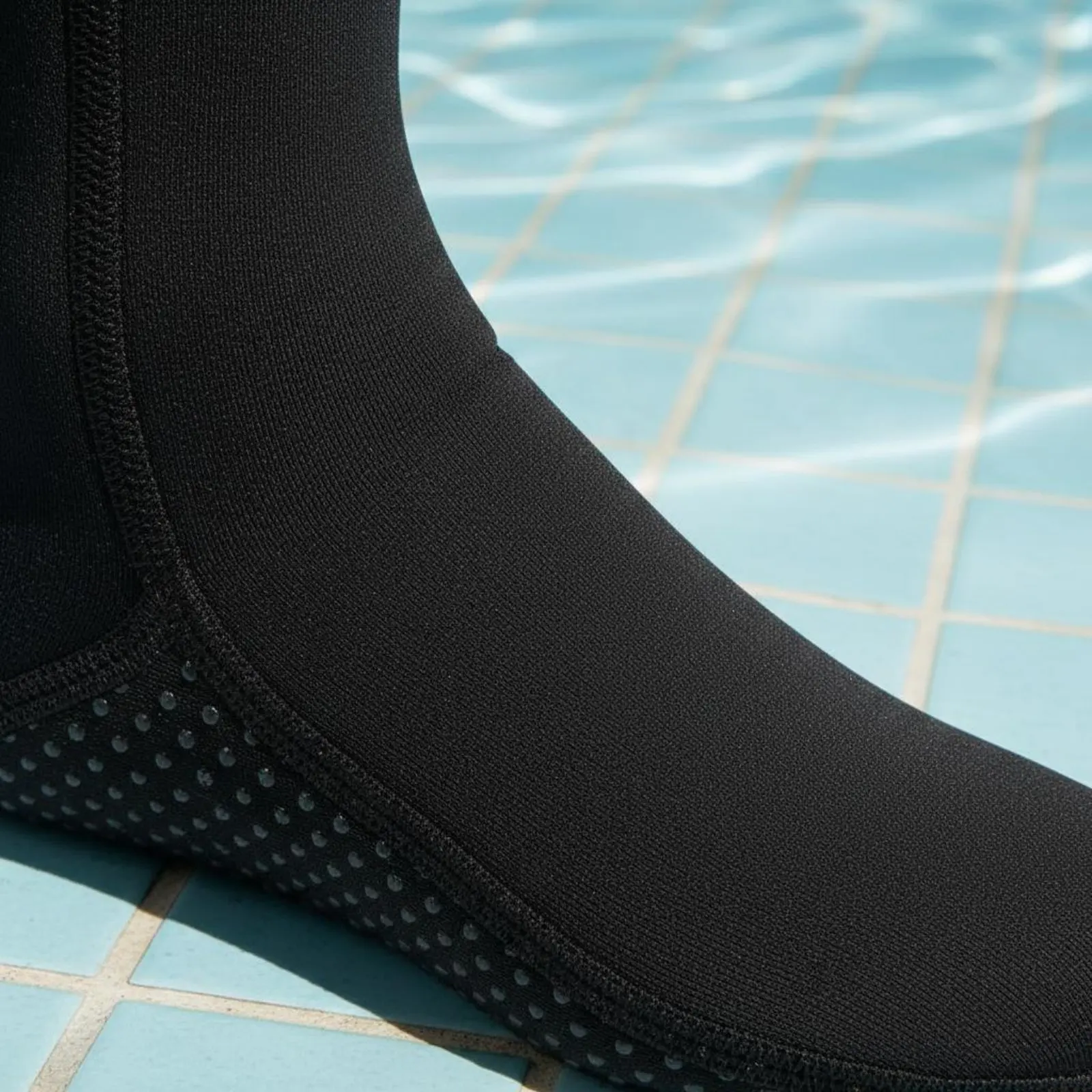3mm Diving Socks Puncture Protection Neoprene Diving Socks Abrasion-Resistant Water Booties Adjustable Ankle Straps for Children
3mm Diving Socks Puncture Protection Neoprene Diving Socks Abrasion-Resistant Water Booties Adjustable Ankle Straps for Children