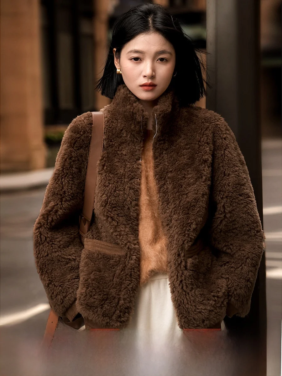 Xhange Роскошное шерстяное пальто с воротником-стойкой, кукла Sle, верхняя одежда, теплое ветрозащитное модное женское пальто на осень
Xhange Роскошное шерстяное пальто с воротником-стойкой, кукла Sle, верхняя одежда, теплое ветрозащитное модное женское пальто на осень