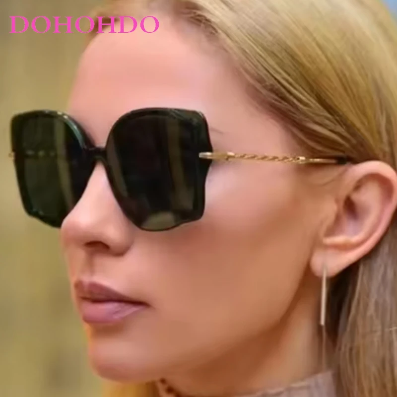 New Luxury Metal Oversized Cat Eye Sun Glasses Women Man Fashion Designer Shades Outdoor Driving Summer Traveling Eyewear UV400
New Luxury Metal Oversized Cat Eye Sun Glasses Women Man Fashion Designer Shades Outdoor Driving Summer Traveling Eyewear UV400