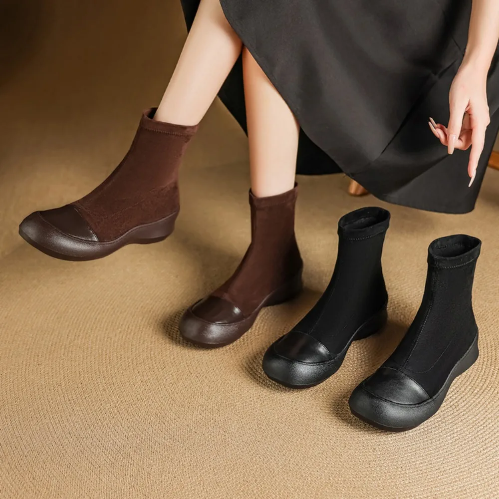 Женские ботильоны из натуральной коровьей кожи на плоской подошве с круглым носком для повседневной носки весна 2026
Женские ботильоны из натуральной коровьей кожи на плоской подошве с круглым носком для повседневной носки весна 2026