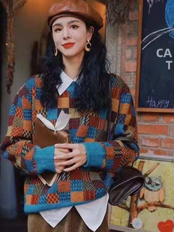 Retro Hong Kong Style Long Sleeve Thickened Women's Knitted Sweater Loose Outerwear Autumn Winter Warm Plaid Design Commute F...
Retro Hong Kong Style Long Sleeve Thickened Women's Knitted Sweater Loose Outerwear Autumn Winter Warm Plaid Design Commute F...