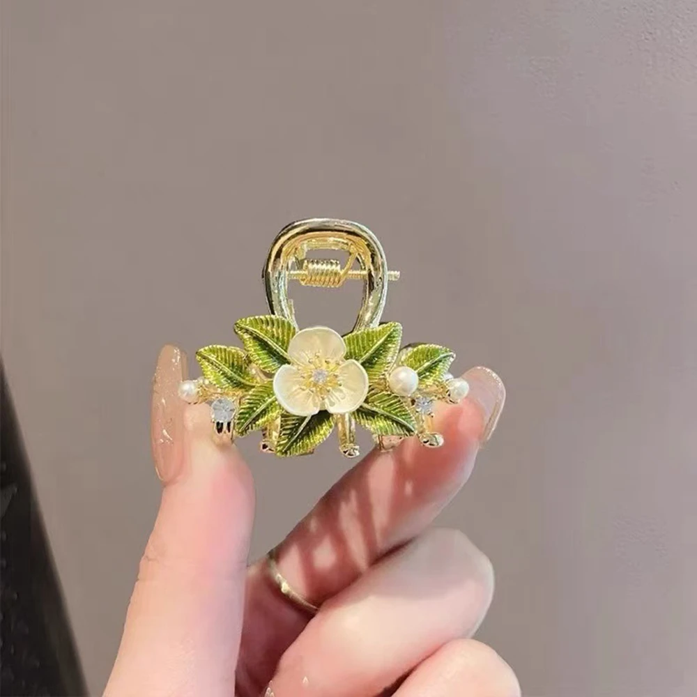 Pearl Romantic Flowers Hair Claws Small Size Women Exquisite Bangs Hair Clips Side Clip Girls Hairpins Headwear
Pearl Romantic Flowers Hair Claws Small Size Women Exquisite Bangs Hair Clips Side Clip Girls Hairpins Headwear