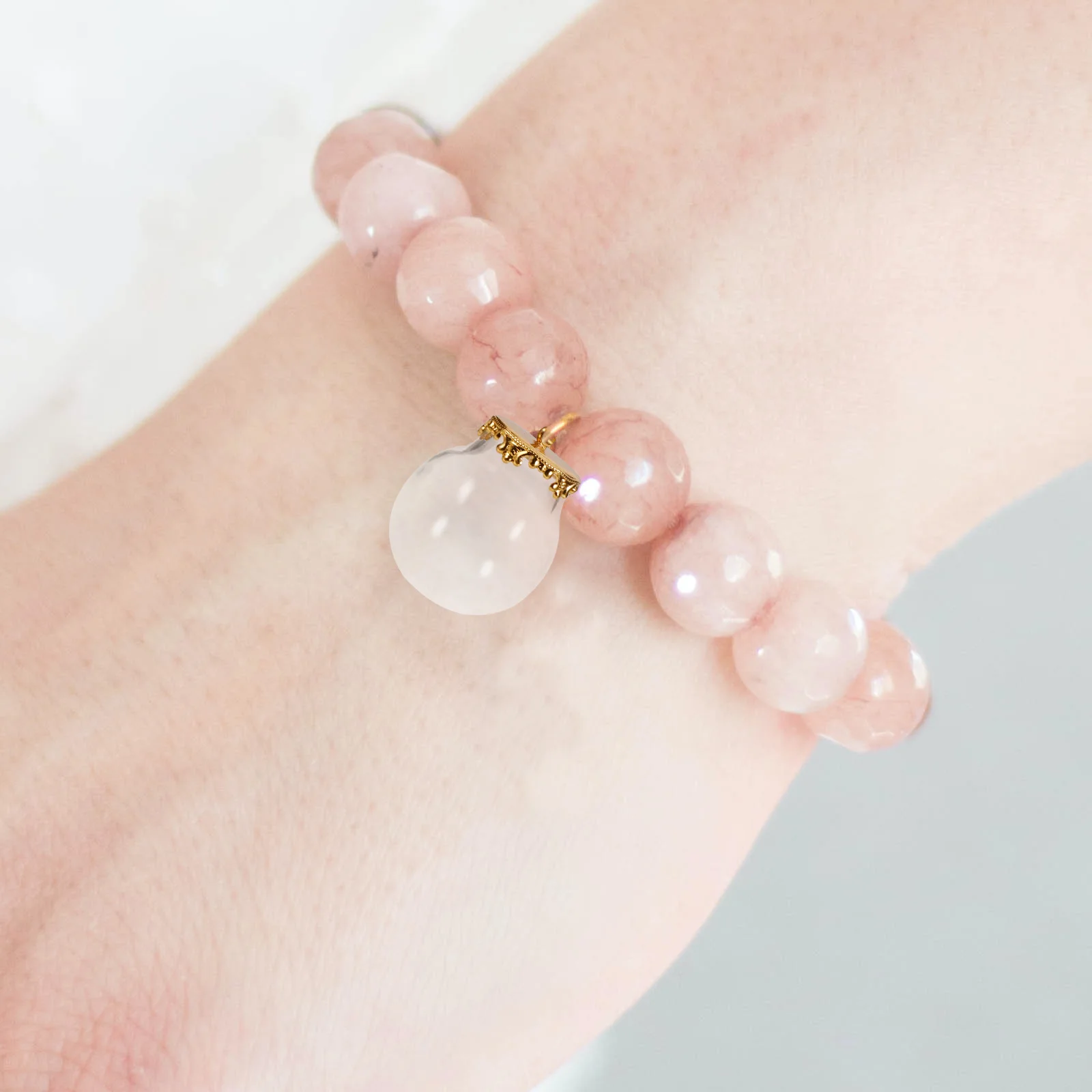 10Pcs Glass Ball Charms Small Glass Vials with Stopper DIY Travel Decor Mini Jars for Wishes Drift Bottles Storage
10Pcs Glass Ball Charms Small Glass Vials with Stopper DIY Travel Decor Mini Jars for Wishes Drift Bottles Storage