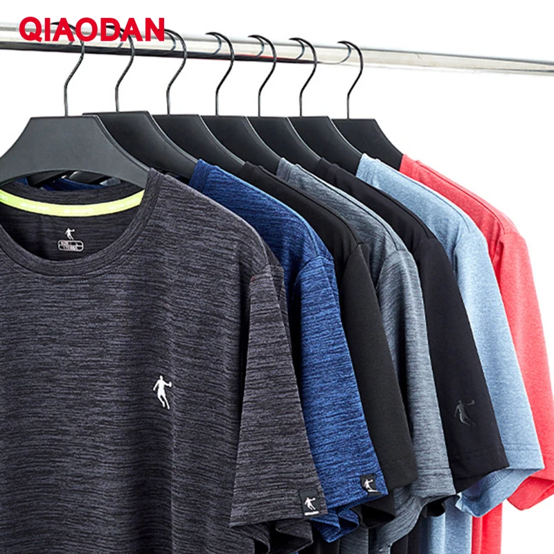 QIAODAN Sports T-shirts Men Summer 2025 Short Sleeve Quick-drying Light Ice Silk Breathable Running Fitness Shirt XHS2371267F
QIAODAN Sports T-shirts Men Summer 2025 Short Sleeve Quick-drying Light Ice Silk Breathable Running Fitness Shirt XHS2371267F