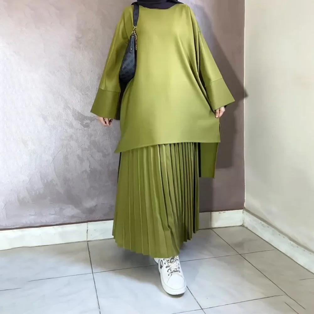 Muslim Fashion Two Piece Sets Womens Outifits 2024 Autumn New Round Neck Loose Top Pleated Skirt Set for Women
Muslim Fashion Two Piece Sets Womens Outifits 2024 Autumn New Round Neck Loose Top Pleated Skirt Set for Women