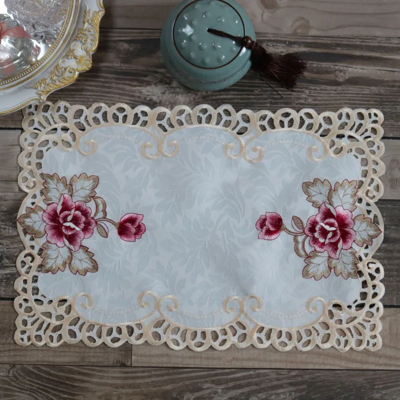 Europe satin rose flower embroidery table place mat cloth Wedding Christmas placemat kitchen Table decoration and accessories
Europe satin rose flower embroidery table place mat cloth Wedding Christmas placemat kitchen Table decoration and accessories