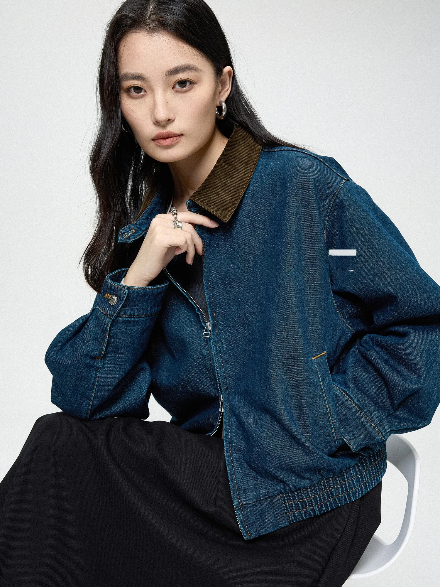 Высококачественная джинсовая куртка FANLE STUDIOS в стиле ретро, вельветовая, с воротником-стойкой, женская, модная, из смесового хлопка, на молнии
Высококачественная джинсовая куртка FANLE STUDIOS в стиле ретро, вельветовая, с воротником-стойкой, женская, модная, из смесового хлопка, на молнии