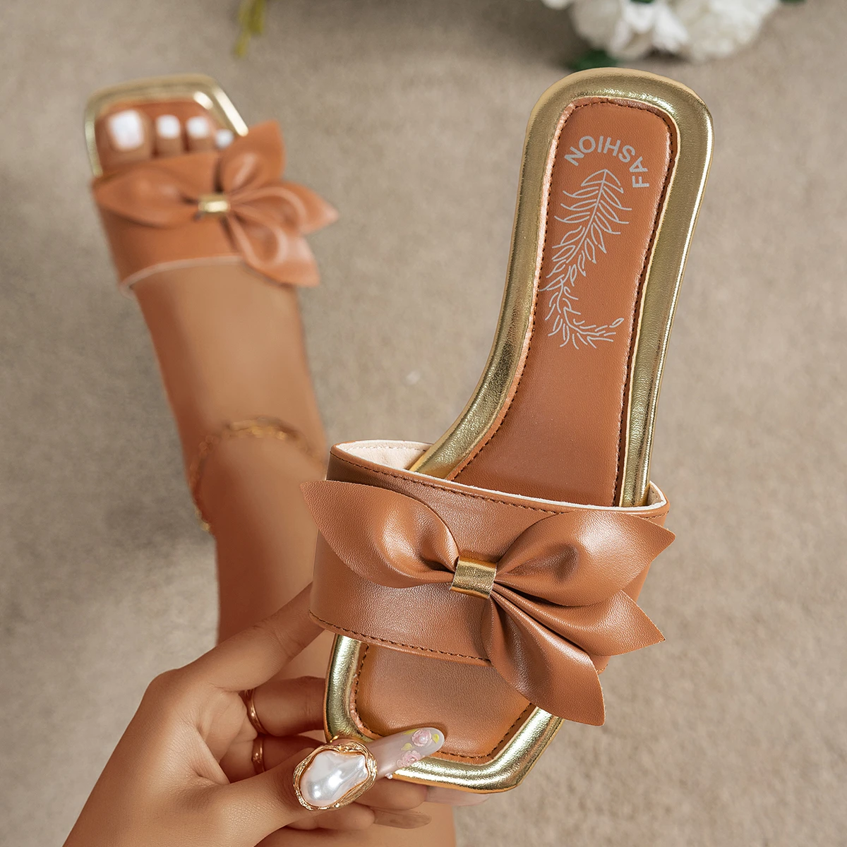 Women Flats Slippers 2025 Casual Beach Slippers Summer Fashion Bow Tie Sandals Lightweight Outdoor Shoes for Women Slides Women
Women Flats Slippers 2025 Casual Beach Slippers Summer Fashion Bow Tie Sandals Lightweight Outdoor Shoes for Women Slides Women