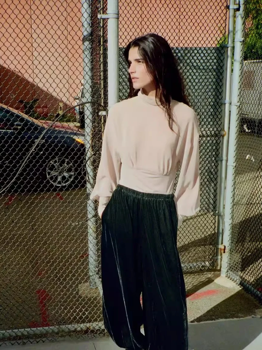 Зимняя одежда, высокий женский комбинезон Nesie Georgette Ba с застежкой на пуговицы и высокой талией, 96% плюс тканевый женский комбинезон
Зимняя одежда, высокий женский комбинезон Nesie Georgette Ba с застежкой на пуговицы и высокой талией, 96% плюс тканевый женский комбинезон