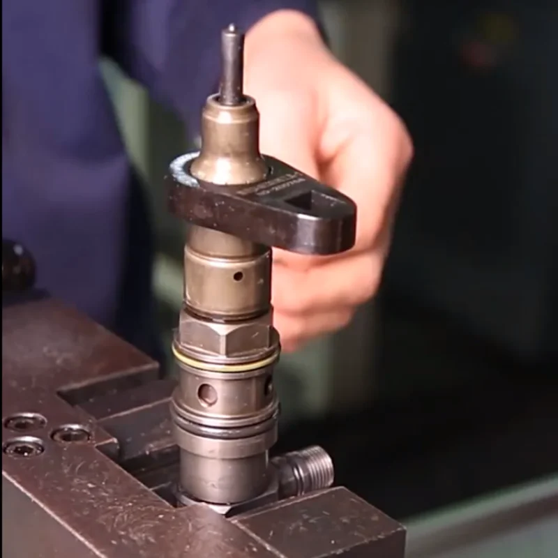 Diesel Common Rail Injector Nozzle Cap Tight Sleeve Install and Removal Wrench Repair Tool For Injector CRIN4 0445120195
Diesel Common Rail Injector Nozzle Cap Tight Sleeve Install and Removal Wrench Repair Tool For Injector CRIN4 0445120195