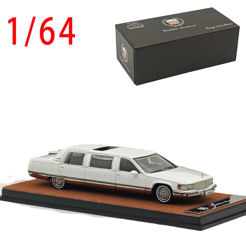 Diecast 1/64 Scale Cadillac Fleetwood Alloy Car Model Cadillac Model Car Toys for Boys Gift Collectible Ornament Souvenir
Diecast 1/64 Scale Cadillac Fleetwood Alloy Car Model Cadillac Model Car Toys for Boys Gift Collectible Ornament Souvenir