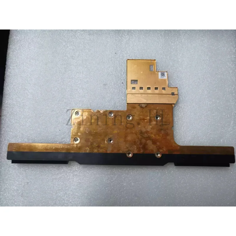 Suitable for Razer Blade 17 RZ09-0329 heat sink, radiator, heat pipe, original equipment
Suitable for Razer Blade 17 RZ09-0329 heat sink, radiator, heat pipe, original equipment
