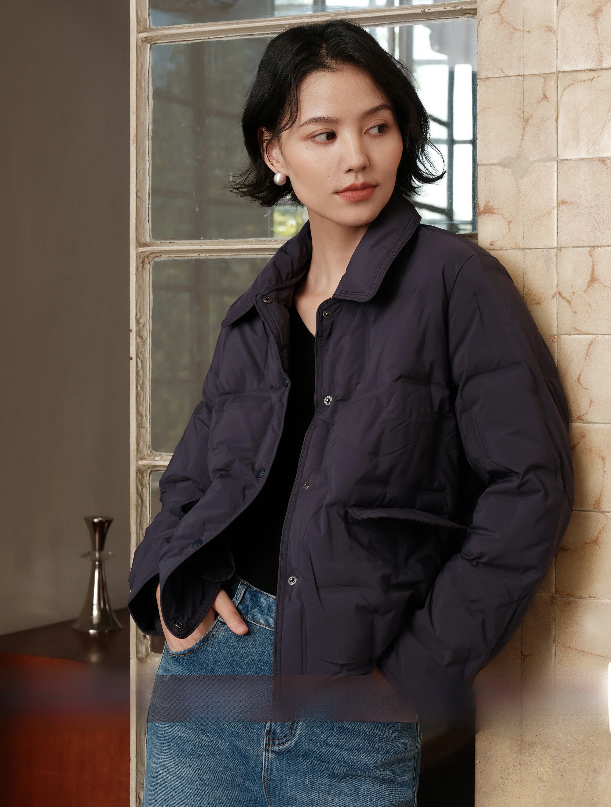 Женское пуховое пальто Zhimei Rihua New National Stand ort down Jaet 90 White Du down с отложным воротником, маленький размер, в стиле французской моды
Женское пуховое пальто Zhimei Rihua New National Stand ort down Jaet 90 White Du down с отложным воротником, маленький размер, в стиле французской моды