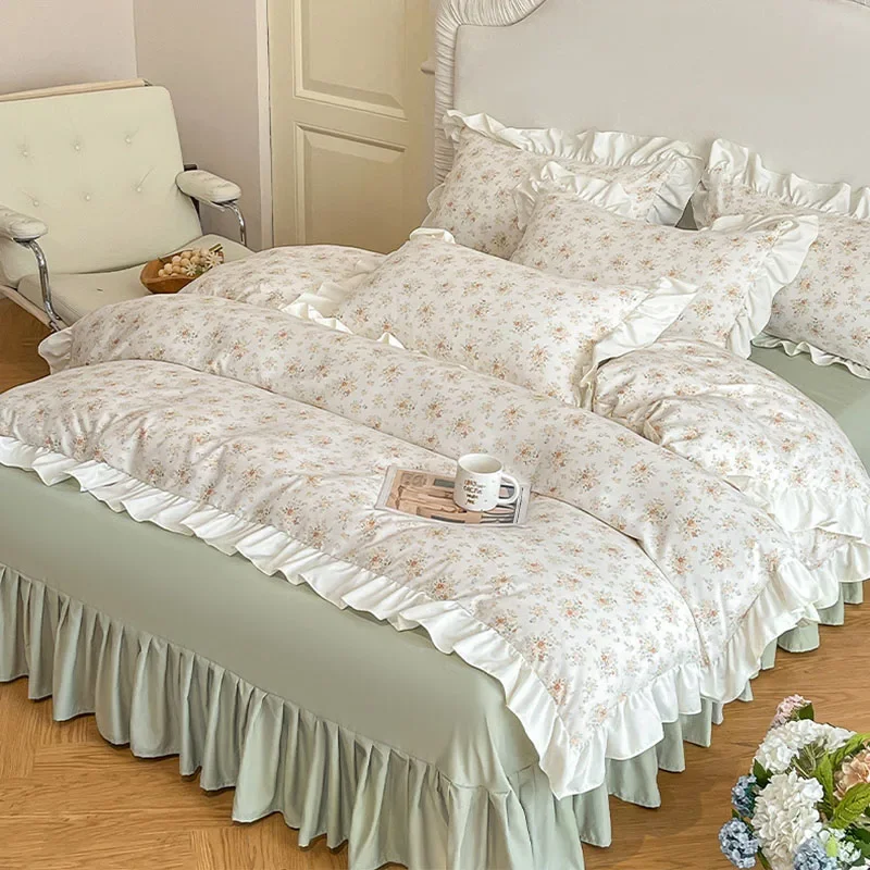 Princess Style Lace Bed Skirt Four Piece Set Small Floral Print Soft Bedding Set Cotton Fabric Skin Friendly Nude Sleeping Sheet
Princess Style Lace Bed Skirt Four Piece Set Small Floral Print Soft Bedding Set Cotton Fabric Skin Friendly Nude Sleeping Sheet