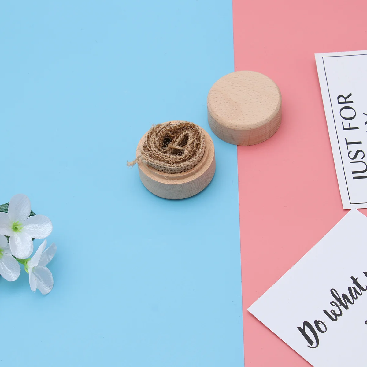 Винтажная деревянная круглая коробка для колец в деревенском стиле, свадебная церемония, держатель для обручальных колец, романтическое предложение, аксессуары для хранения 
Винтажная деревянная круглая коробка для колец в деревенском стиле, свадебная церемония, держатель для обручальных колец, романтическое предложение, аксессуары для хранения