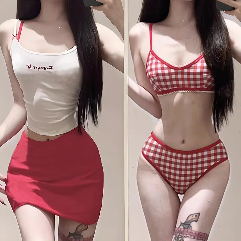 Summer New Pure Desire Style Spicy Girl Shoulder Strap Vest Women's Slim and Versatile Beach Resort Swimsuit
Summer New Pure Desire Style Spicy Girl Shoulder Strap Vest Women's Slim and Versatile Beach Resort Swimsuit