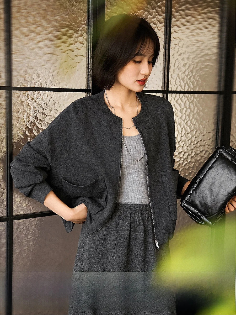 Xiao Han Ge Zipper Full Wool Yangzi Yarn Simple Sle Long Sve Knitted Cardigan Warm Casual round Ne Coat for Women
Xiao Han Ge Zipper Full Wool Yangzi Yarn Simple Sle Long Sve Knitted Cardigan Warm Casual round Ne Coat for Women