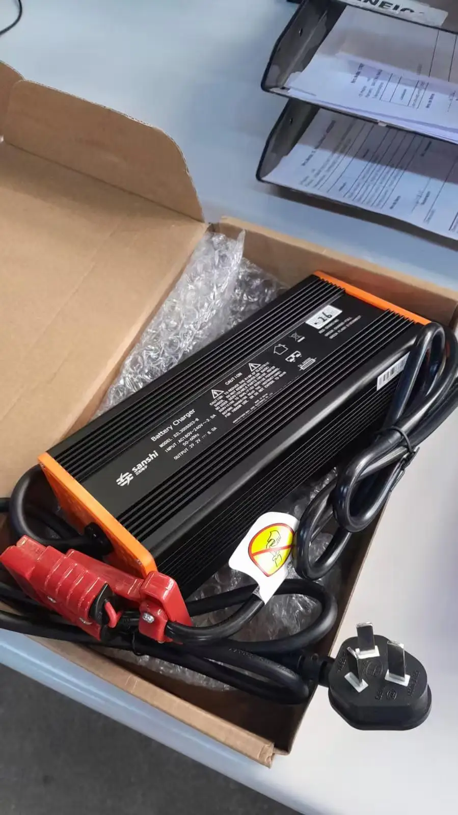 2PCS DZL300SS02 Charger
2PCS DZL300SS02 Charger