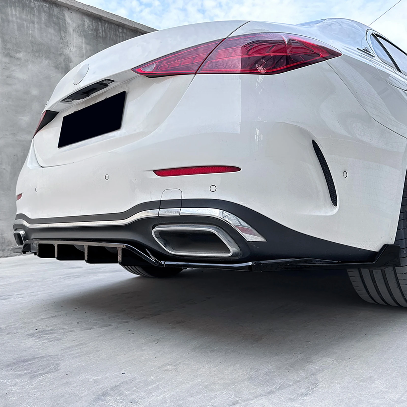 Exterior Rear Bumper Diffuser Lip For Mercedes Benz C Class W206 C200 C43 AMG 2022-2025 Tail Lower Splitter Spoiler Car Bodykits
Exterior Rear Bumper Diffuser Lip For Mercedes Benz C Class W206 C200 C43 AMG 2022-2025 Tail Lower Splitter Spoiler Car Bodykits