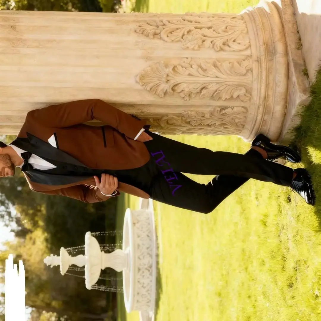 Men's Green & Black Formal Terno 3-Piece Blazer Set Wedding Groomsmen Suit Ideal for Ceremony And Dance
Men's Green & Black Formal Terno 3-Piece Blazer Set Wedding Groomsmen Suit Ideal for Ceremony And Dance