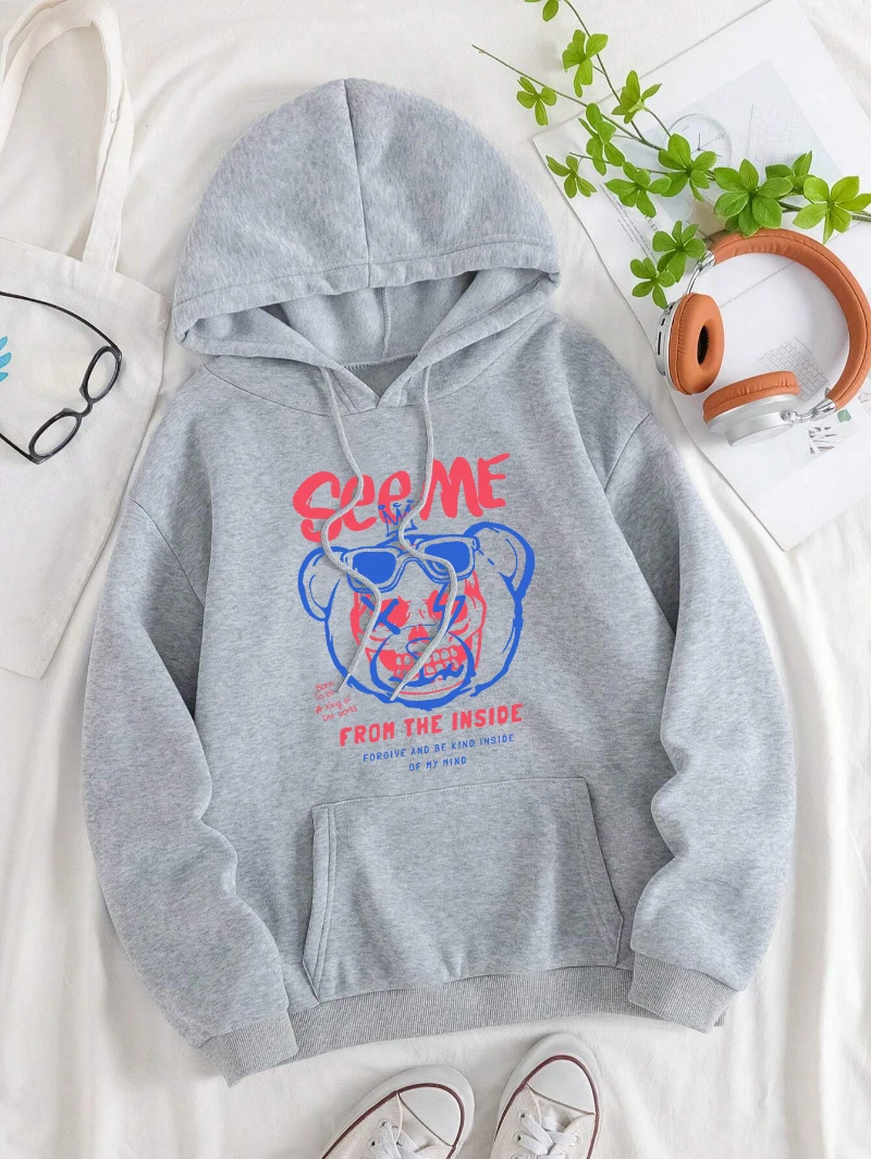 Cartoons Bear Hoodie Womens Graffiti Letter Prints Streetwear Fleece Warm Pocket Loose Pullover Sporty Comfortable Woman Clothes
Cartoons Bear Hoodie Womens Graffiti Letter Prints Streetwear Fleece Warm Pocket Loose Pullover Sporty Comfortable Woman Clothes