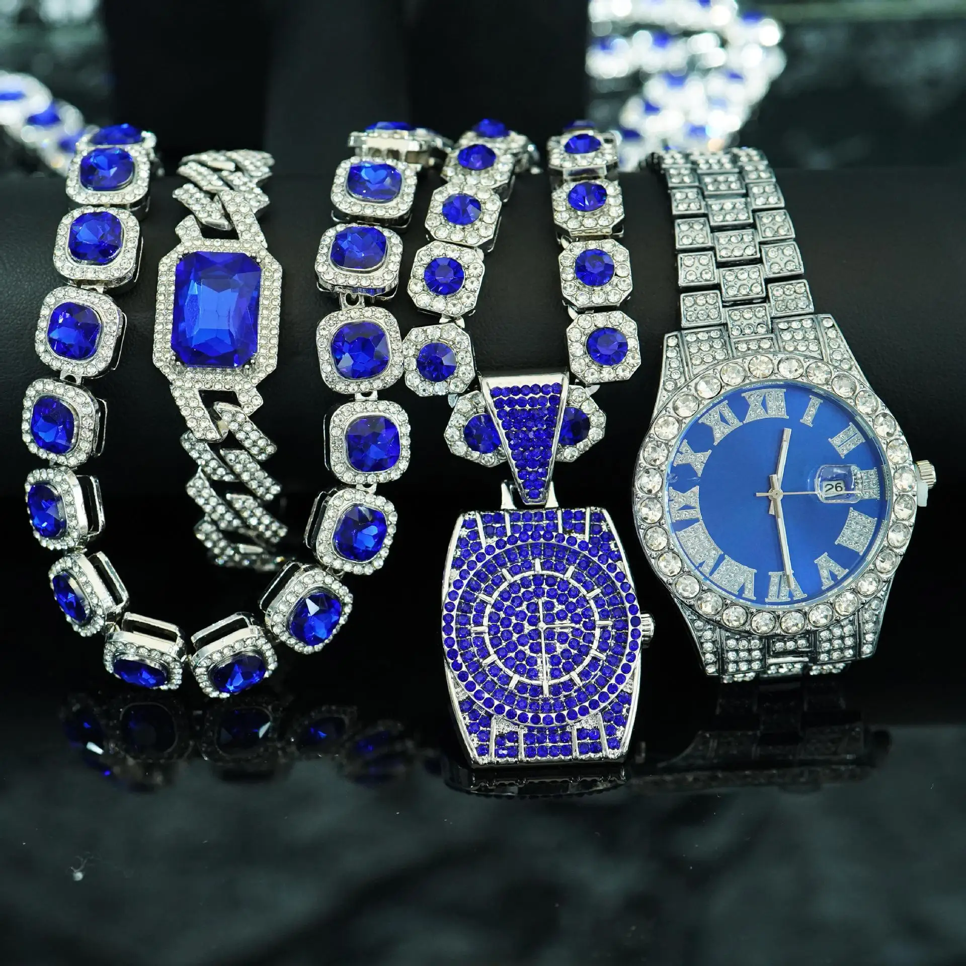 4pcs/set Necklace+Bracelet+Watch Cuban Chain Watch for Men Hip Hop Miami Curb Iced Out Paved Rhinestone Rapper Cuban men Jewelry
4pcs/set Necklace+Bracelet+Watch Cuban Chain Watch for Men Hip Hop Miami Curb Iced Out Paved Rhinestone Rapper Cuban men Jewelry