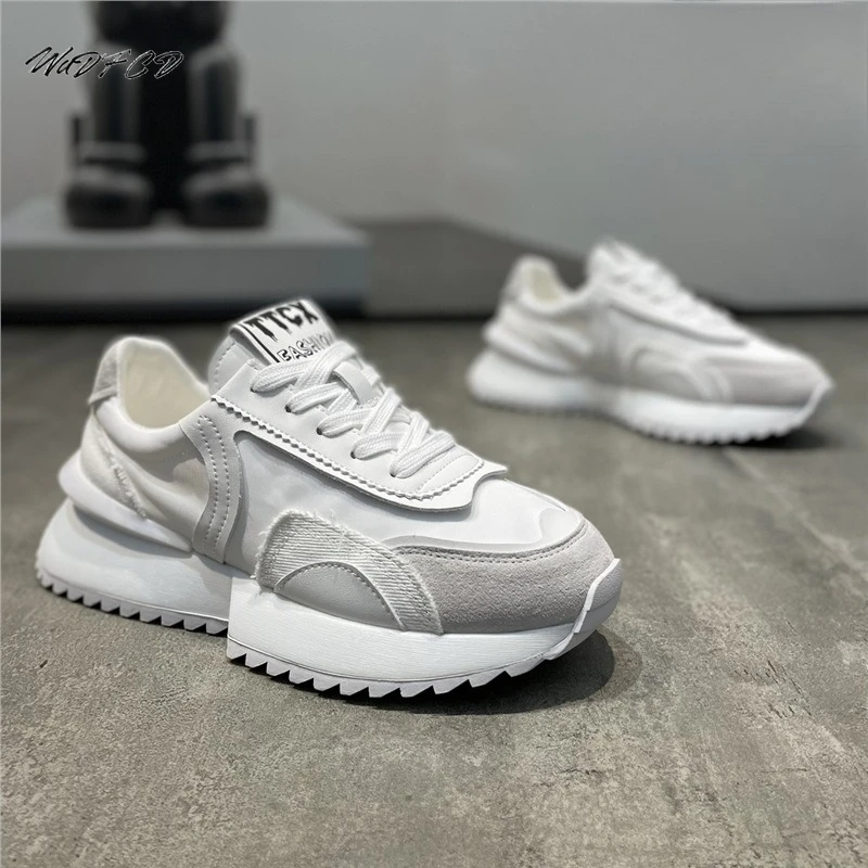 Массивные кроссовки, мужские дизайнерские кроссовки в стиле ретро, модные повседневные кроссовки из кожаной ткани, дышащие кроссовки на увеличенной платформе 
Массивные кроссовки, мужские дизайнерские кроссовки в стиле ретро, модные повседневные кроссовки из кожаной ткани, дышащие кроссовки на увеличенной платформе