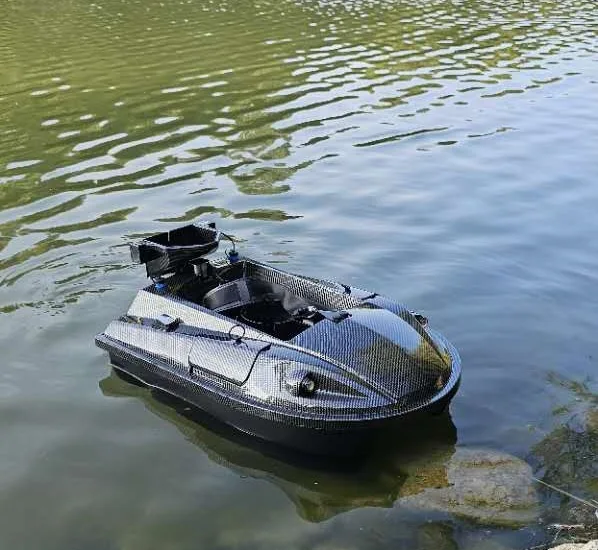 New Version Fishing Bait Boat with GPS +sonar Fishing Finder +color Display Screen + Bait Spreader 
New Version Fishing Bait Boat with GPS +sonar Fishing Finder +color Display Screen + Bait Spreader