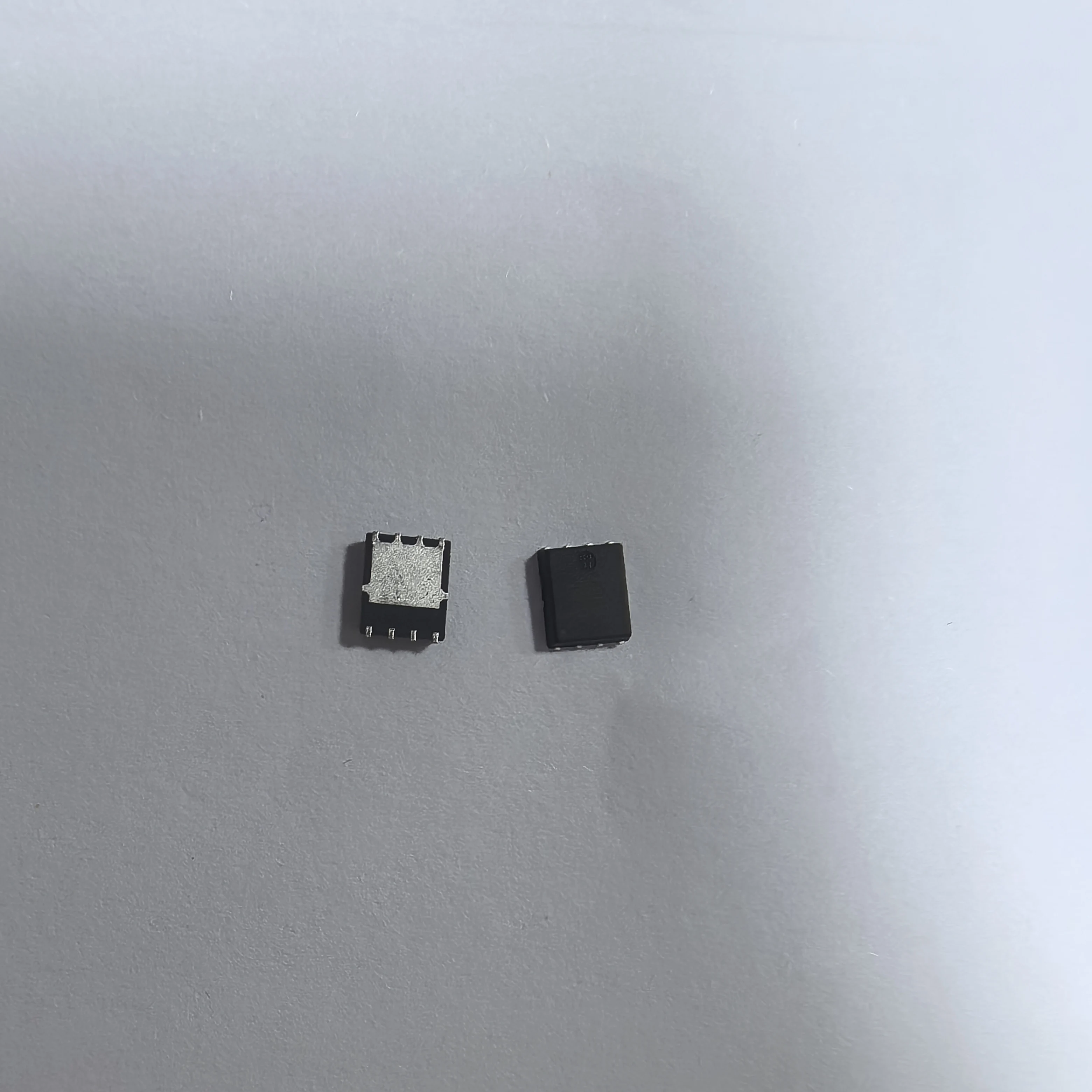 10PCS SP60P25NK PDFN5X6-60V 35A PMOS SMD Field Effect Transistor COVASON
10PCS SP60P25NK PDFN5X6-60V 35A PMOS SMD Field Effect Transistor COVASON