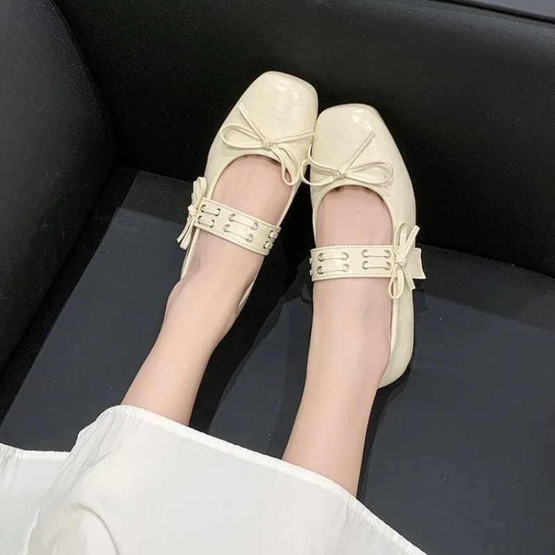 Vintage Spring Slip On Women Flats Comfort Square Toe Soft Sole Shoes Ladies Eelgant Dress Shoes
Vintage Spring Slip On Women Flats Comfort Square Toe Soft Sole Shoes Ladies Eelgant Dress Shoes