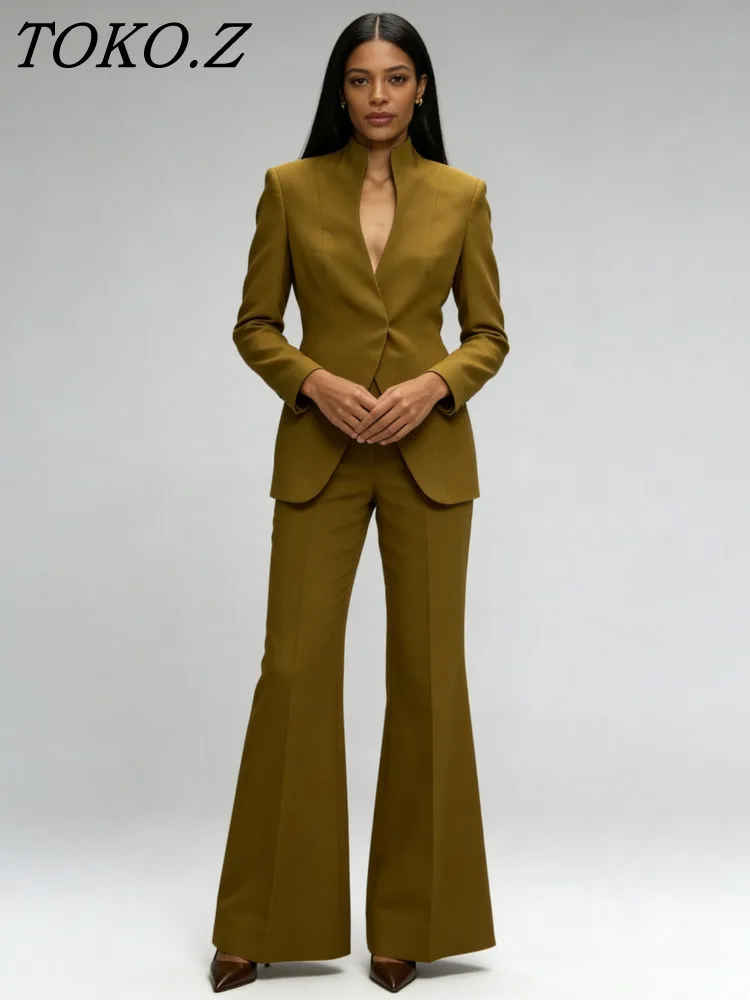 TOKO Women's Spring Summer Stand Collar Open Front Blazer Wide Leg Pants Set Elegant Formal Office 2026 Trendy Fashion Outfit
TOKO Women's Spring Summer Stand Collar Open Front Blazer Wide Leg Pants Set Elegant Formal Office 2026 Trendy Fashion Outfit
