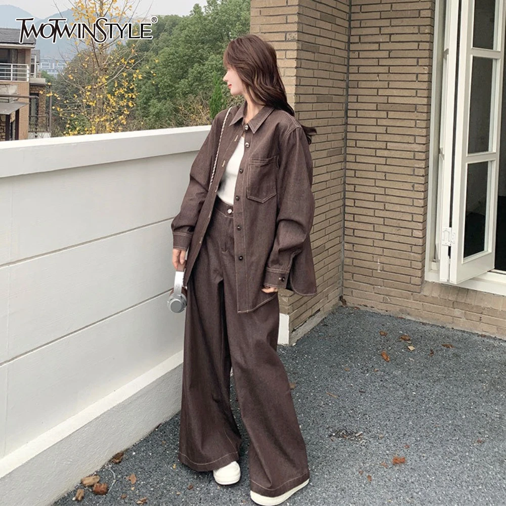 TWOTWINSTYLE Coffee Spliced Pocket Two Piece Set Female Lapel Long Sleeve Jacket Casual Lazy Women's Trousers Set Fashion New
TWOTWINSTYLE Coffee Spliced Pocket Two Piece Set Female Lapel Long Sleeve Jacket Casual Lazy Women's Trousers Set Fashion New