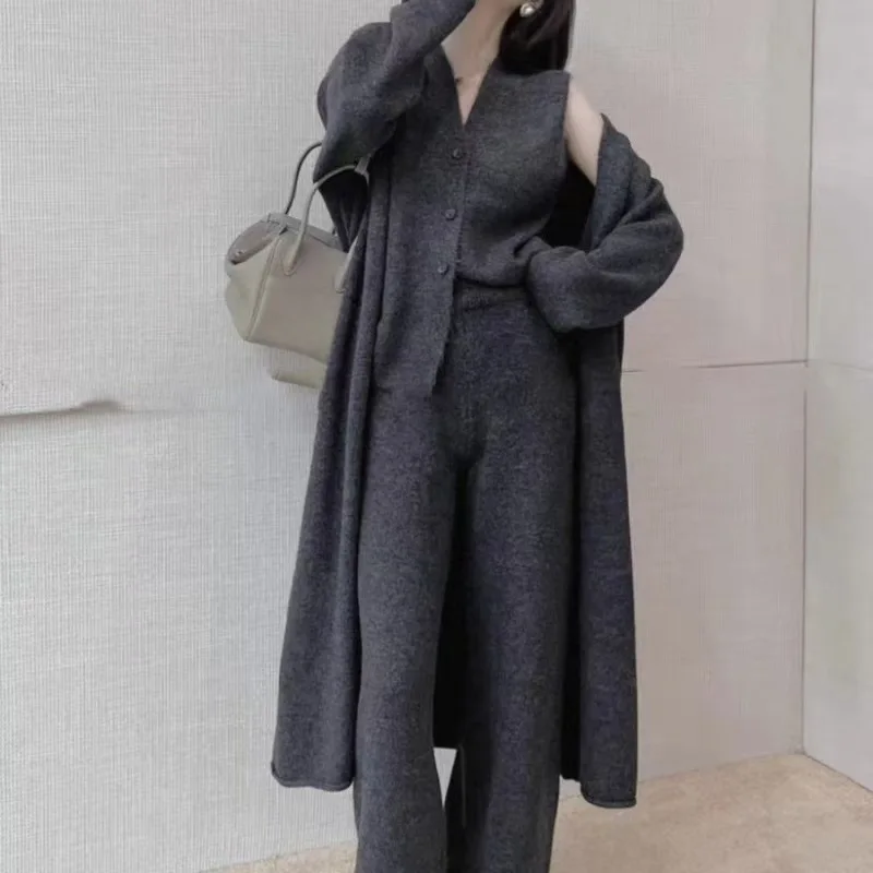 Ladies Knitted Set Fashionable Lazy Style Autumn Winter Three Piece Suite Long Sleeve Sweater Cardigan Wide Leg Pants High En...
Ladies Knitted Set Fashionable Lazy Style Autumn Winter Three Piece Suite Long Sleeve Sweater Cardigan Wide Leg Pants High En...