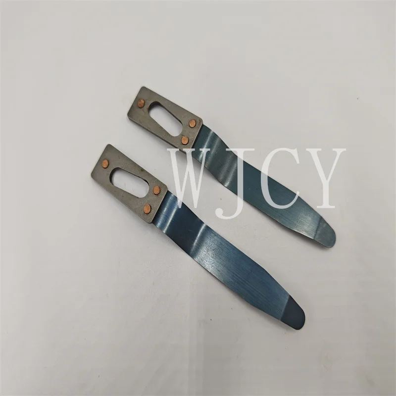 1 Pair Die Cutting Machine Paper Separator Sheet Komori Offset Printing Machine
1 Pair Die Cutting Machine Paper Separator Sheet Komori Offset Printing Machine