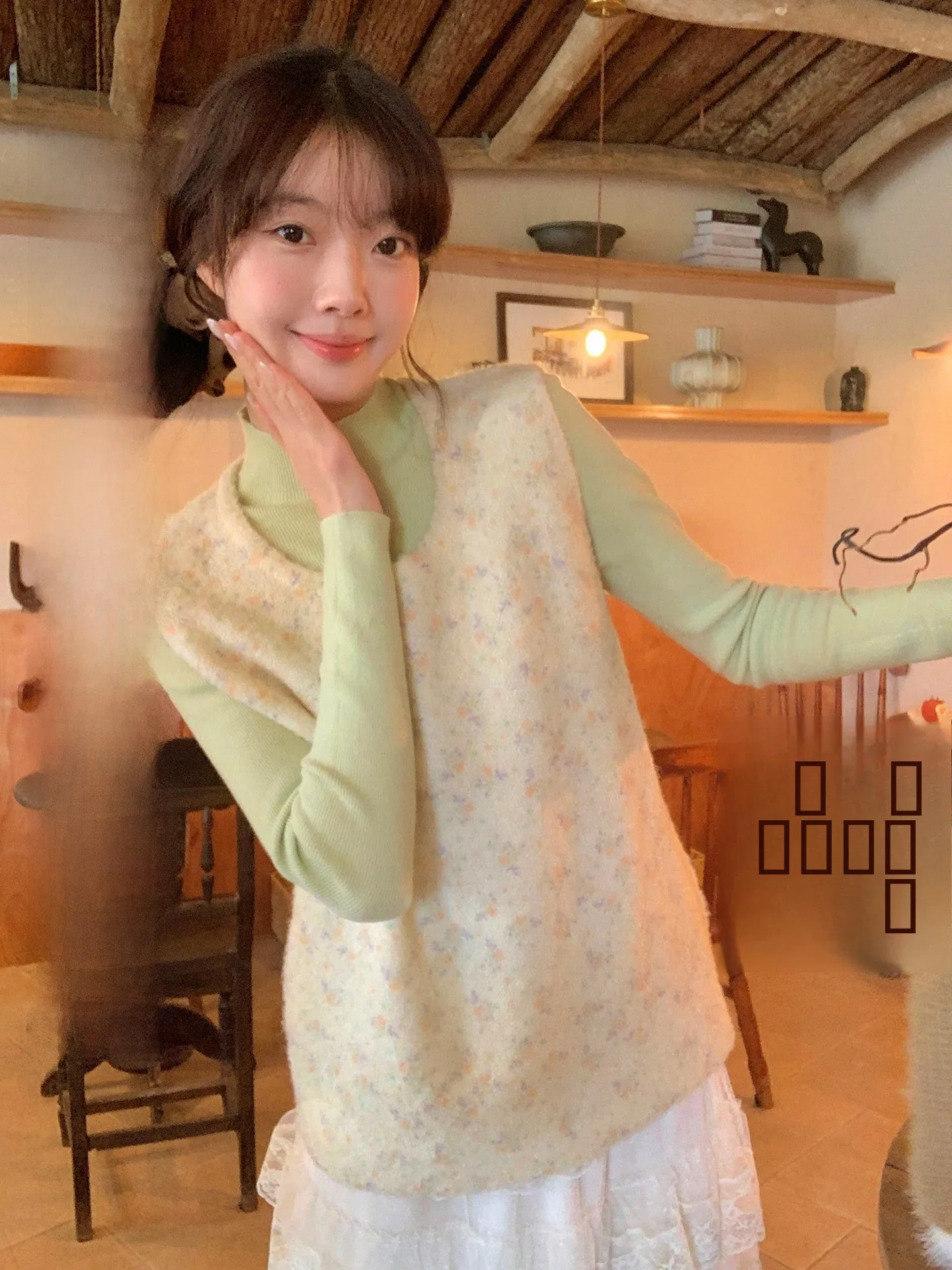 Ele Loose Women's Svel Vest Top Cheeset Bunny Brand round Ne Flower Pattern Embroidery Faionable Summer Tank Top
Ele Loose Women's Svel Vest Top Cheeset Bunny Brand round Ne Flower Pattern Embroidery Faionable Summer Tank Top