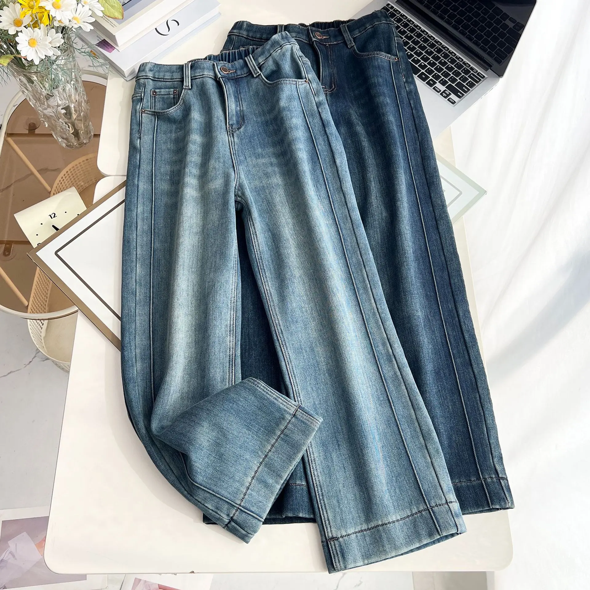 Fashion Plus Size Women's Straight Leg Jeans New Style Simple XXXXXL Winter Fleece Warm and Thickened Denim Long Pants 8661
Fashion Plus Size Women's Straight Leg Jeans New Style Simple XXXXXL Winter Fleece Warm and Thickened Denim Long Pants 8661