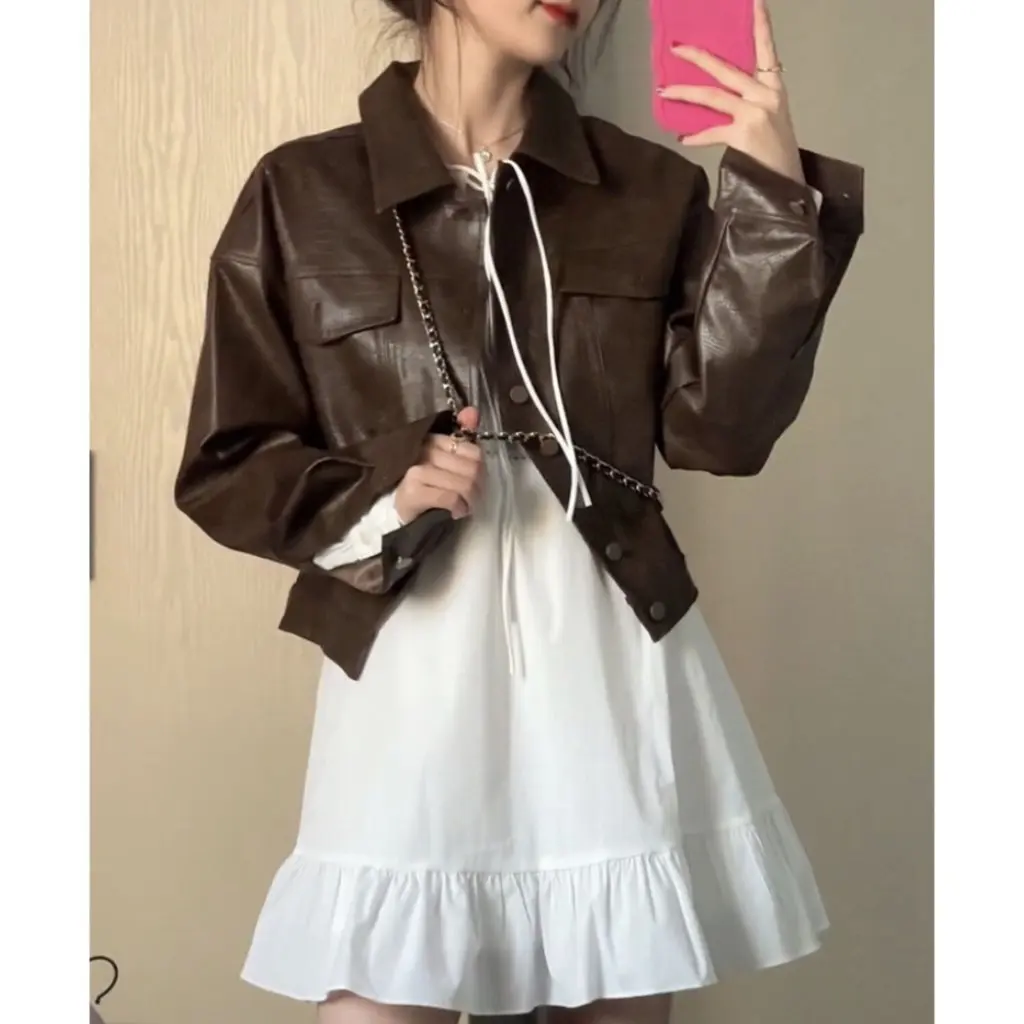 Women's Brown Leather Jacket Retro American Design Short Motorcycle Spring Autumn New Fashion Women's Outerwear
Women's Brown Leather Jacket Retro American Design Short Motorcycle Spring Autumn New Fashion Women's Outerwear