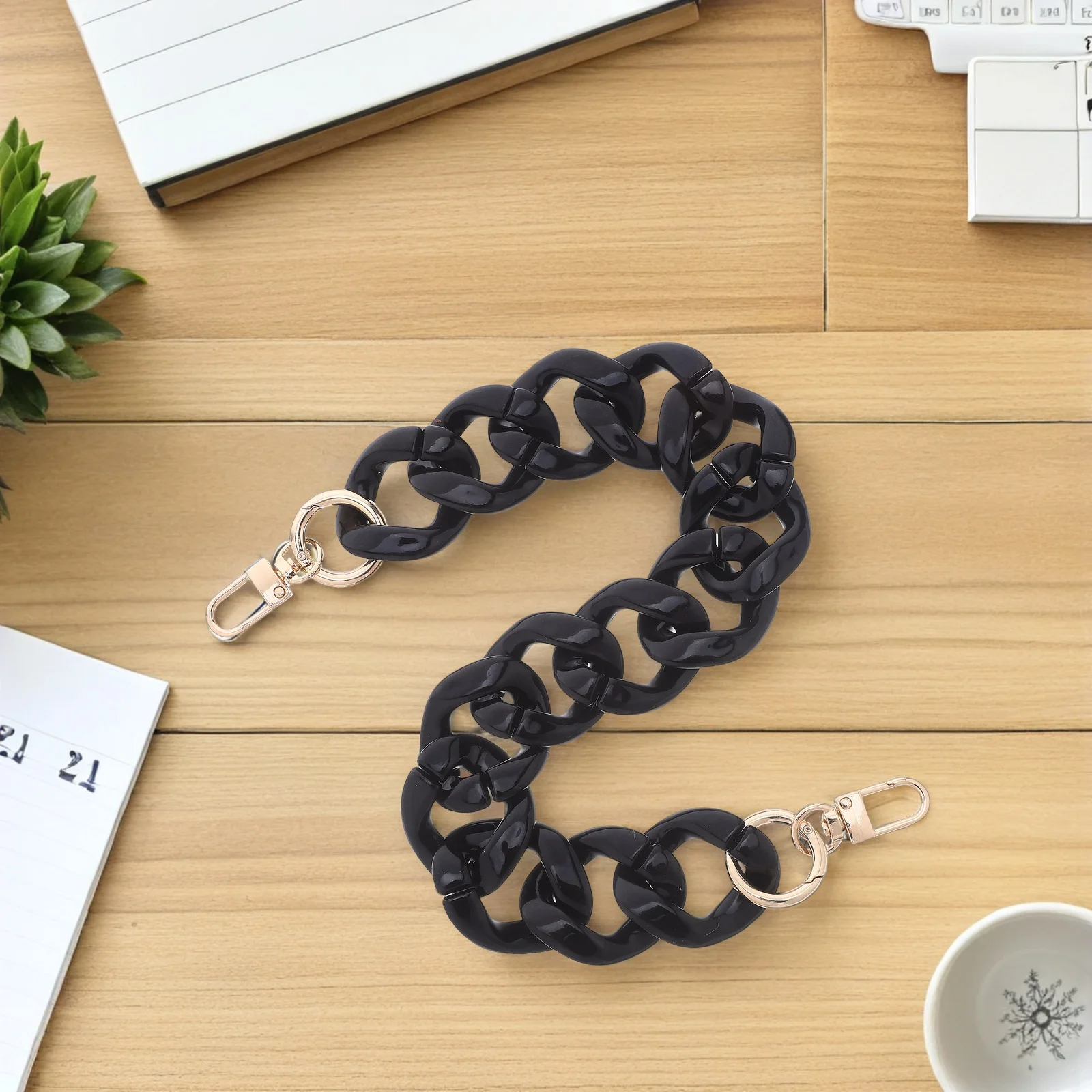 Acrylic Chain Strap for Purse Replacement Bag Chain Shoulder Strap with Metal Clip Extender Decorative Purse Handles for Women
Acrylic Chain Strap for Purse Replacement Bag Chain Shoulder Strap with Metal Clip Extender Decorative Purse Handles for Women