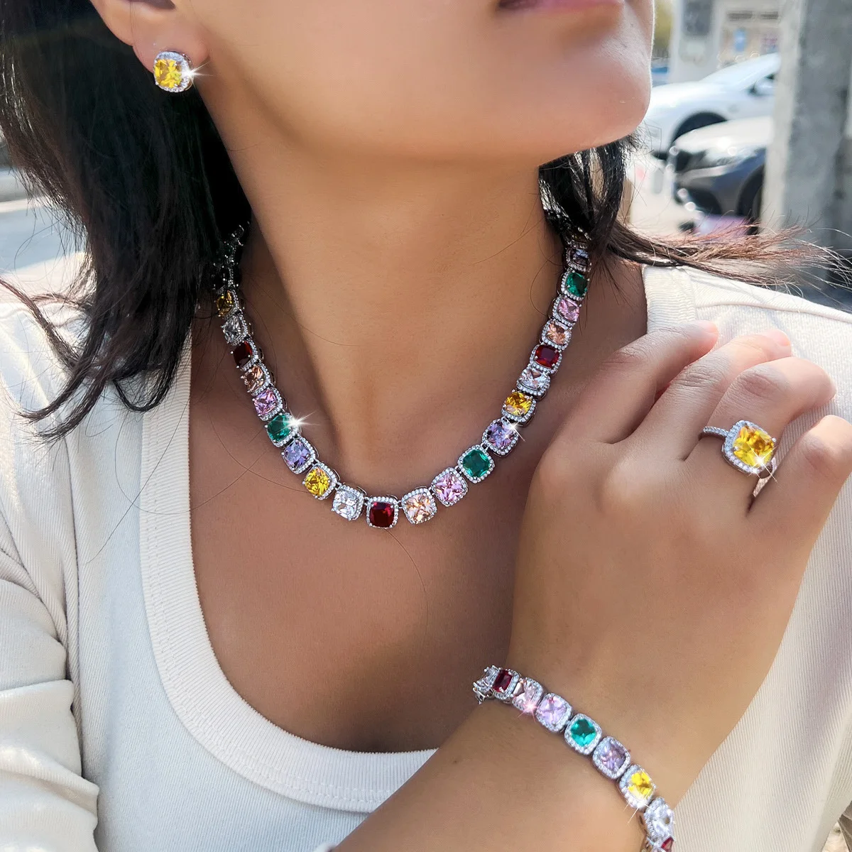 Fashion Cubic Zirconia 4pcs Jewelry Set Necklace Earrings Bracelet Ring for Luxury Women Wedding Party Accessory Statement Gift
Fashion Cubic Zirconia 4pcs Jewelry Set Necklace Earrings Bracelet Ring for Luxury Women Wedding Party Accessory Statement Gift