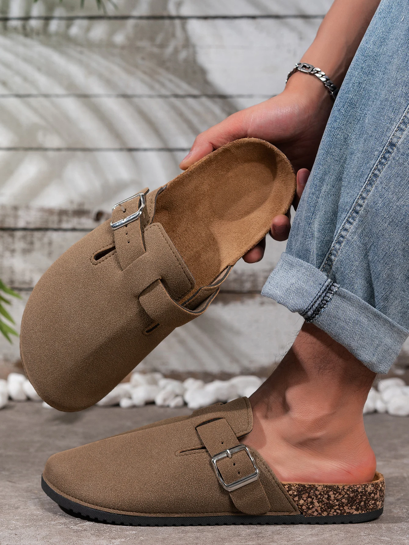 Men's Spring and Autumn Casual Simple Buckle Adjustable Pu Suede Upper Beach Flat Slip-On Outdoor Home Cork Grain Closed-Toe Slippers
Men's Spring and Autumn Casual Simple Buckle Adjustable Pu Suede Upper Beach Flat Slip-On Outdoor Home Cork Grain Closed-Toe Slippers