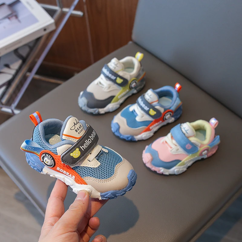 Детские кроссовки с сеткой, дышащая модная детская спортивная обувь, нескользящая, новинка 2025, модная удобная теннисная обувь для мальчиков и девочек
Детские кроссовки с сеткой, дышащая модная детская спортивная обувь, нескользящая, новинка 2025, модная удобная теннисная обувь для мальчиков и девочек