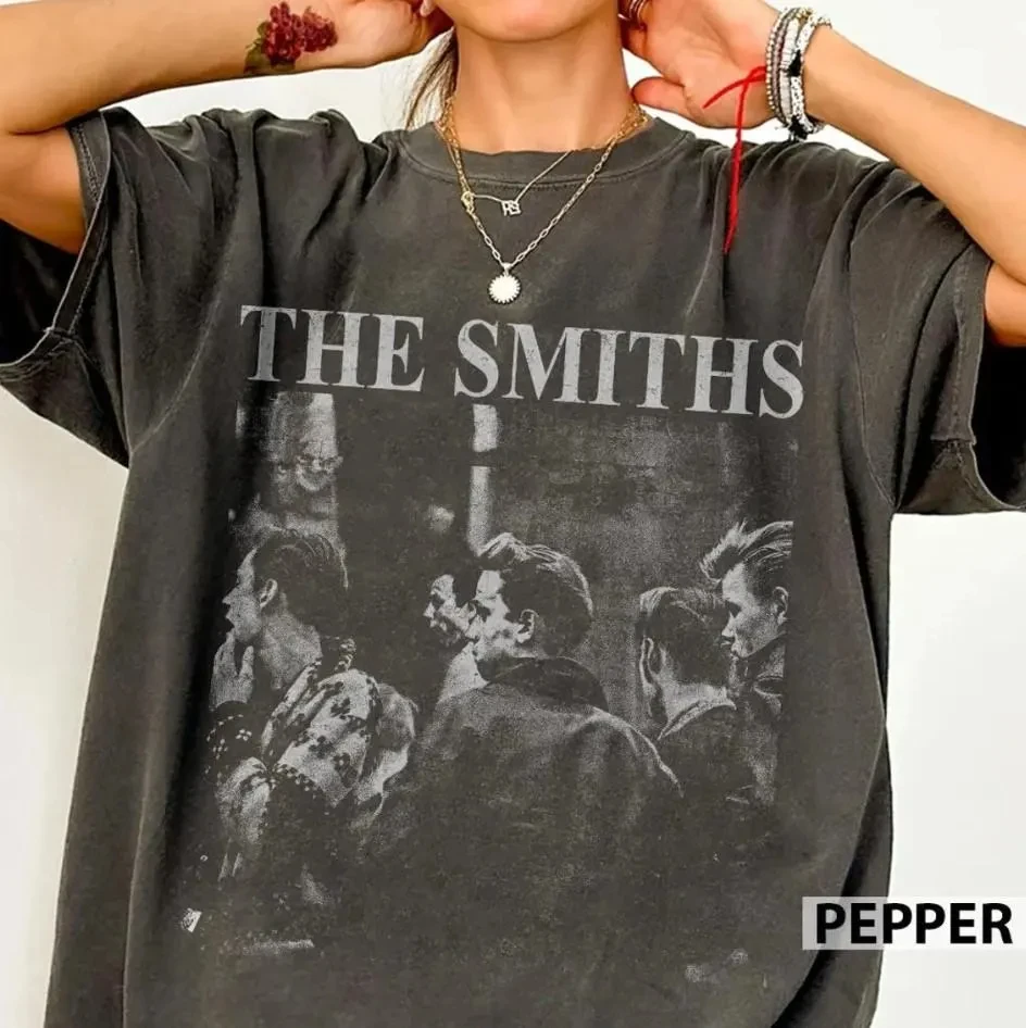 Plus Size Summer Women's Vintage The Smiths T-Shirt Cotton Breathable Stylish Versatile Street Style Oversized
Plus Size Summer Women's Vintage The Smiths T-Shirt Cotton Breathable Stylish Versatile Street Style Oversized
