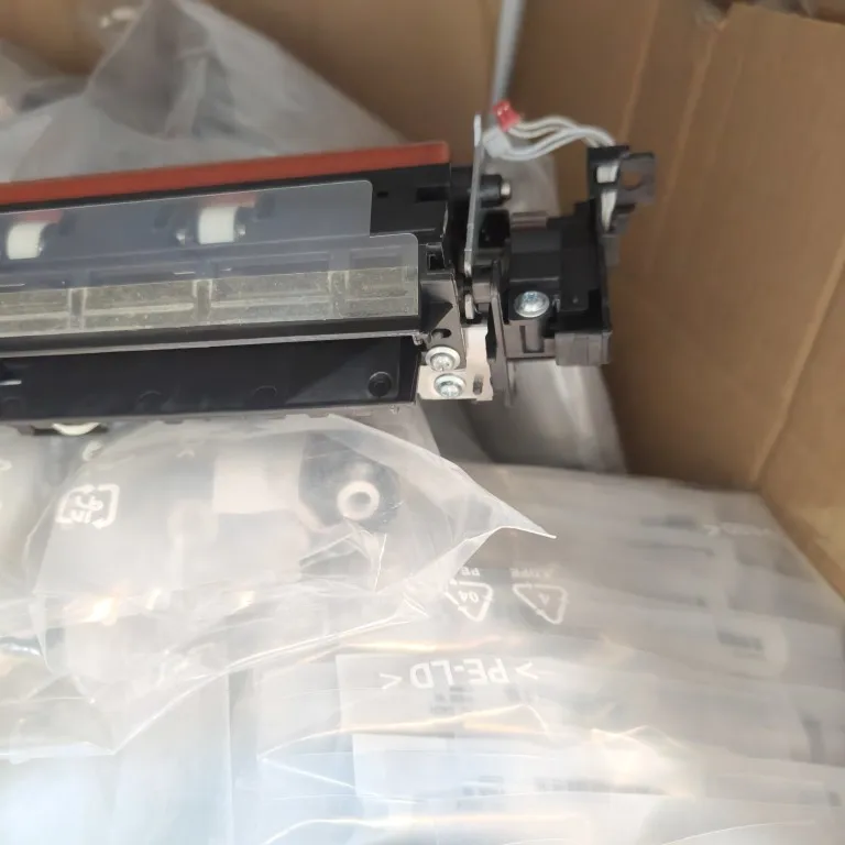 Узел термофиксатора для Brother DCP9020CDN MFC9130 MFC9140 MFC9330CDW MFC9340 9020 9130 9140 9330 9340 Блок термофиксатора LY6753001 LY6754001
Узел термофиксатора для Brother DCP9020CDN MFC9130 MFC9140 MFC9330CDW MFC9340 9020 9130 9140 9330 9340 Блок термофиксатора LY6753001 LY6754001