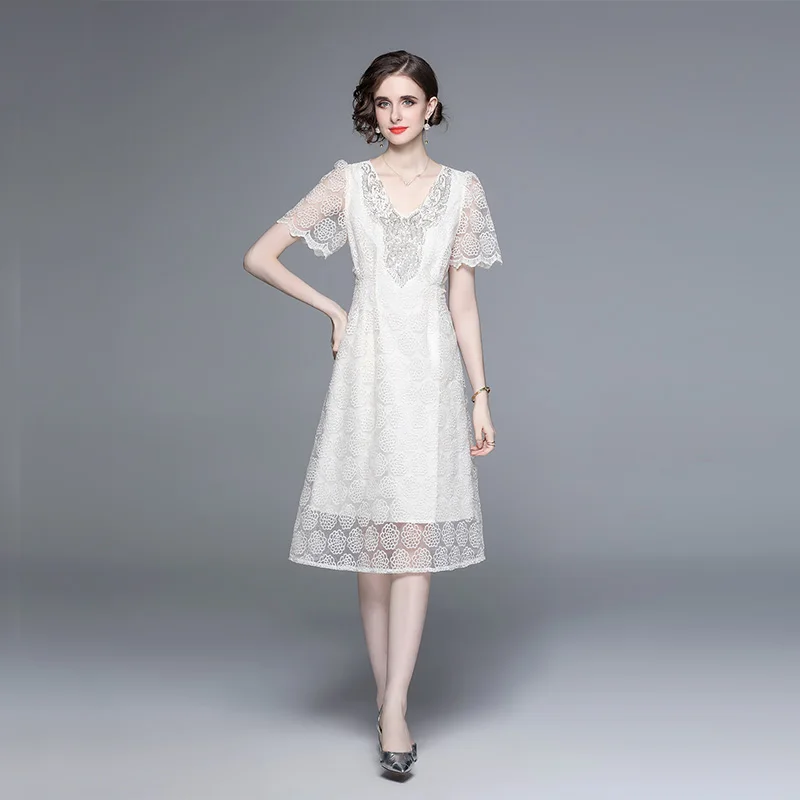 French style light luxury V-neck bubble sleeve nail bead camellia embroidery long temperament dress summer dress women
French style light luxury V-neck bubble sleeve nail bead camellia embroidery long temperament dress summer dress women