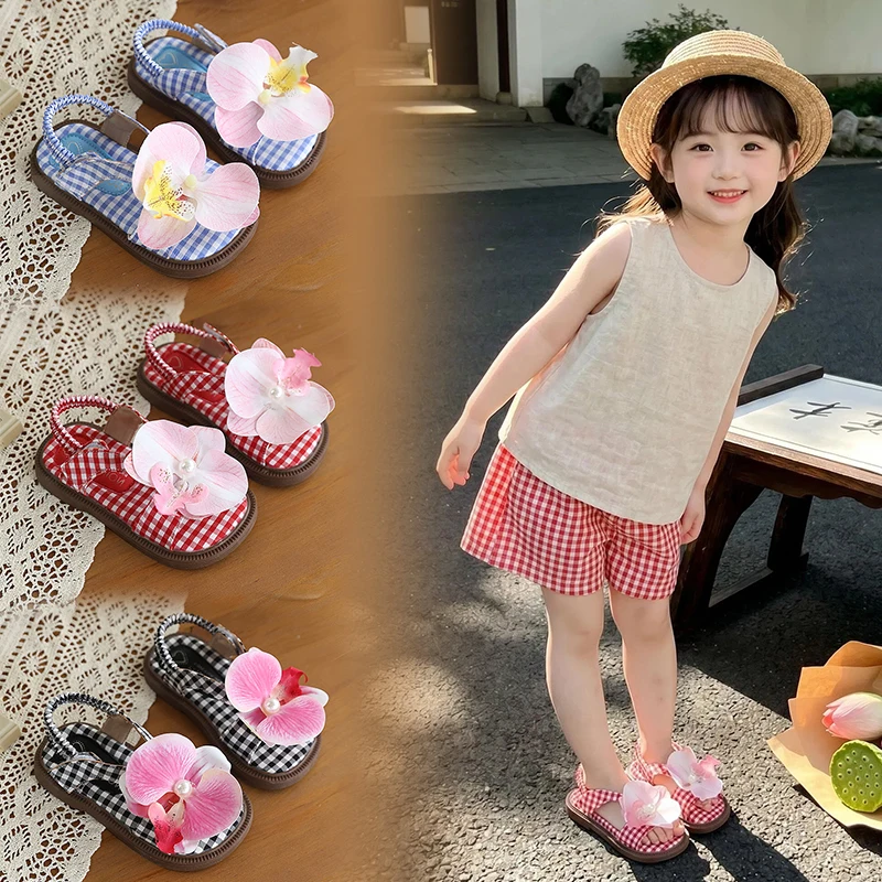 Mumoresip New Girls Plaid Flat Sandals Summer Floral Decor Children Princess Shoes Open-toe Outdoor Non-slip Kids Dress Sandals
Mumoresip New Girls Plaid Flat Sandals Summer Floral Decor Children Princess Shoes Open-toe Outdoor Non-slip Kids Dress Sandals